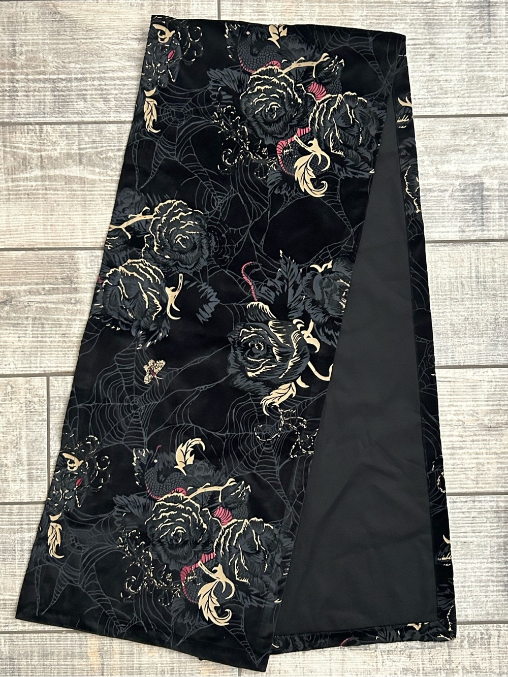 Table Runner Black Floral Spider Webs Butterfly Snakes Dark Velvet 72” New